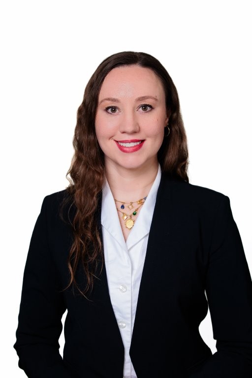 Leslie K. Lynn, Director, Surgical Techniques & Case Reports