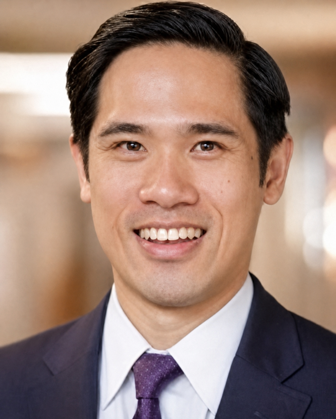 James D. Lin, Assistant Professor of Orthopedics; Site Director of Spinal Deformity Surgery, The Mount Sinai Hospital; Associate Director, Mount Sinai Spine Surgery Fellowship