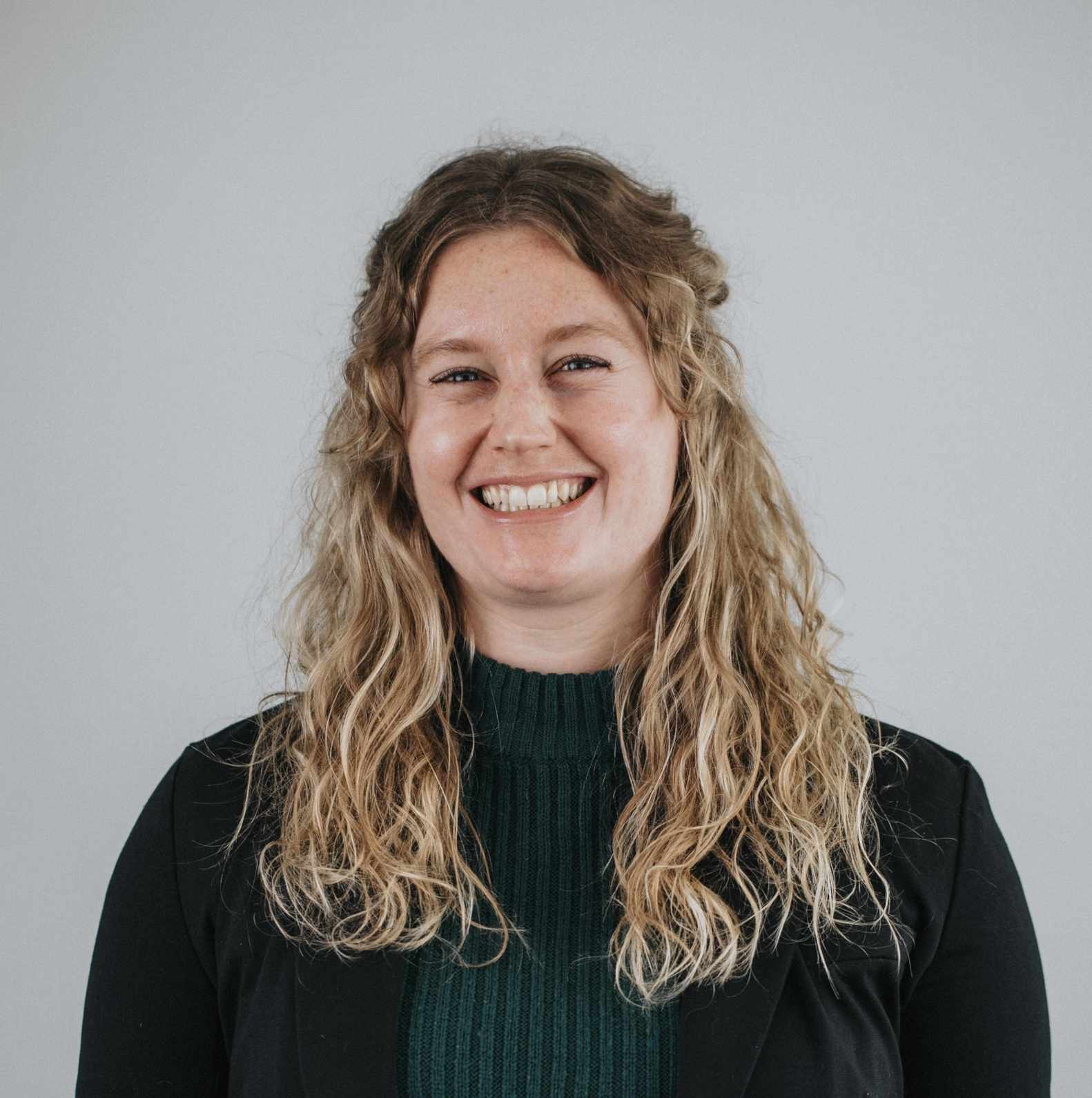 Megan Baumgartner, Resident