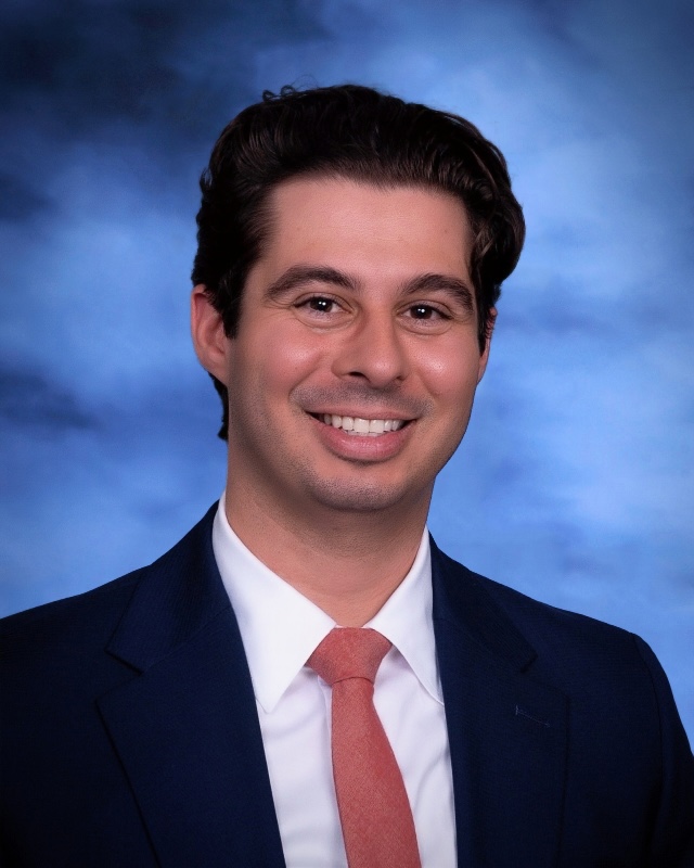 Christopher J. Hawryluk, Resident